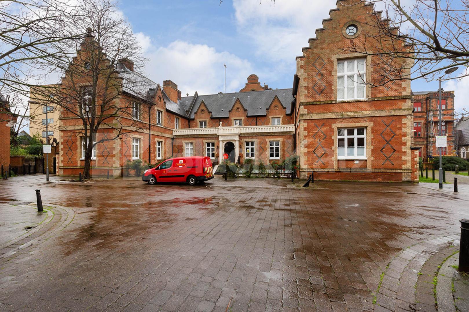 Stunning 1 bedroom apartment within a historic conversion located in Dalston  Ritson Road, Dalston